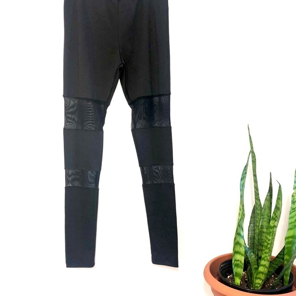 UO | Sheer block pant - Picture 1 of 5